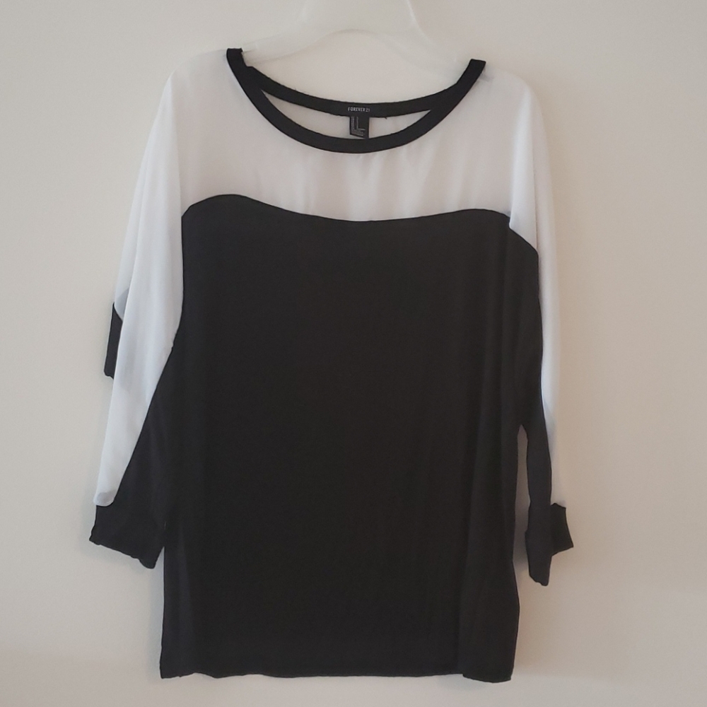 Black and White Top